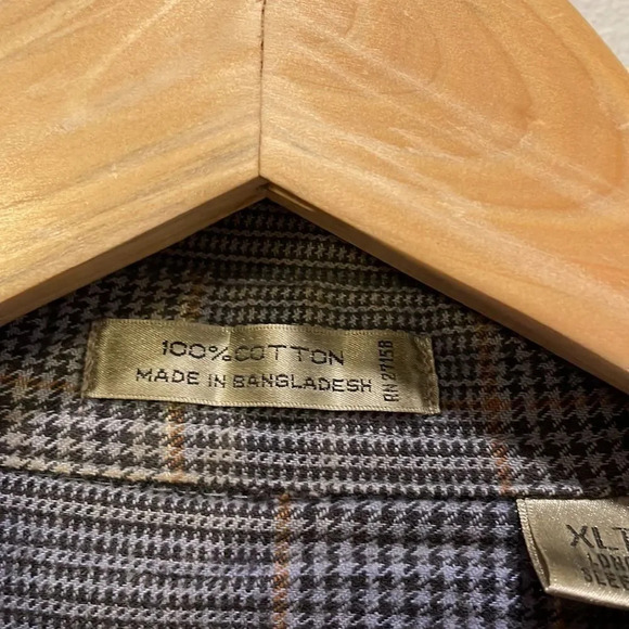 Bill Blass Mens button down stripped shirt - Picture 8 of 12